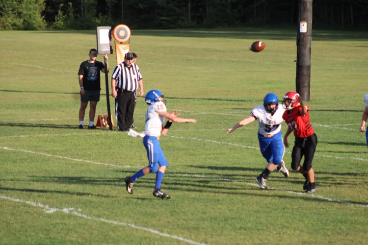 Eagles ground Jets in JV football